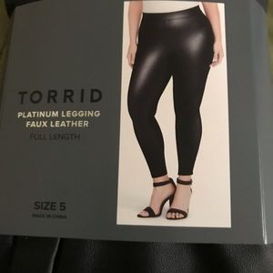 PLATINUM FAUX LEATHER LEGGINGS